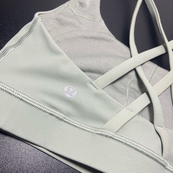 lululemon energy bra size 4 in green - Picture 3 of 4